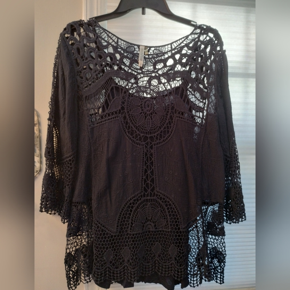Mollo Rello Dark Blue Lace Top & Tank
